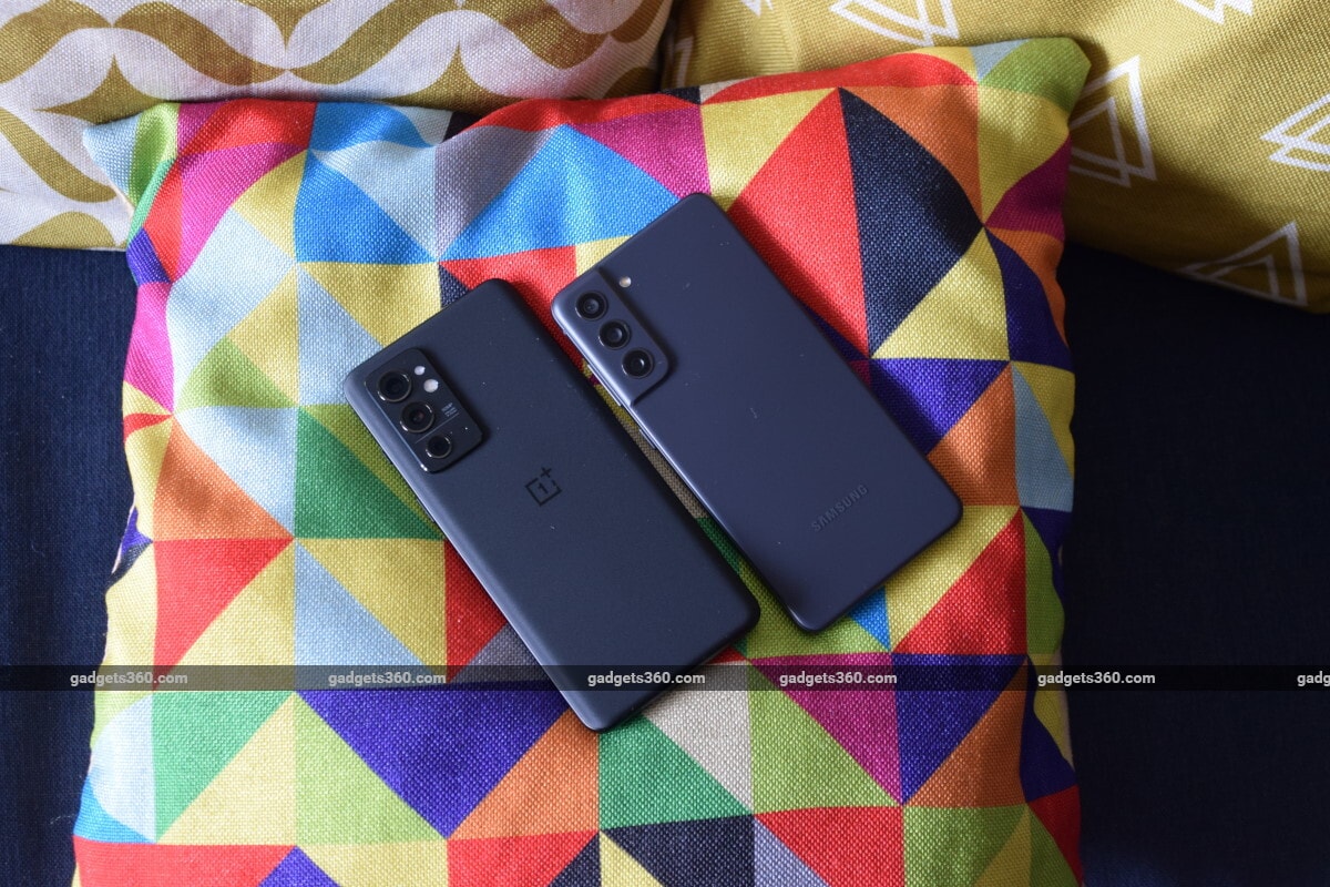 Do Samsung Galaxy S21 FE, OnePlus 9RT Define What the Best Value Flagship Phone Can Be in 2022?