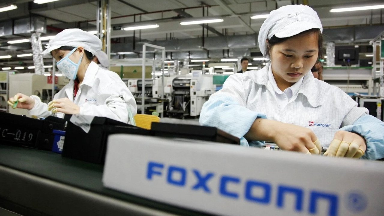 Foxconn considers iPad production in India expansion plan