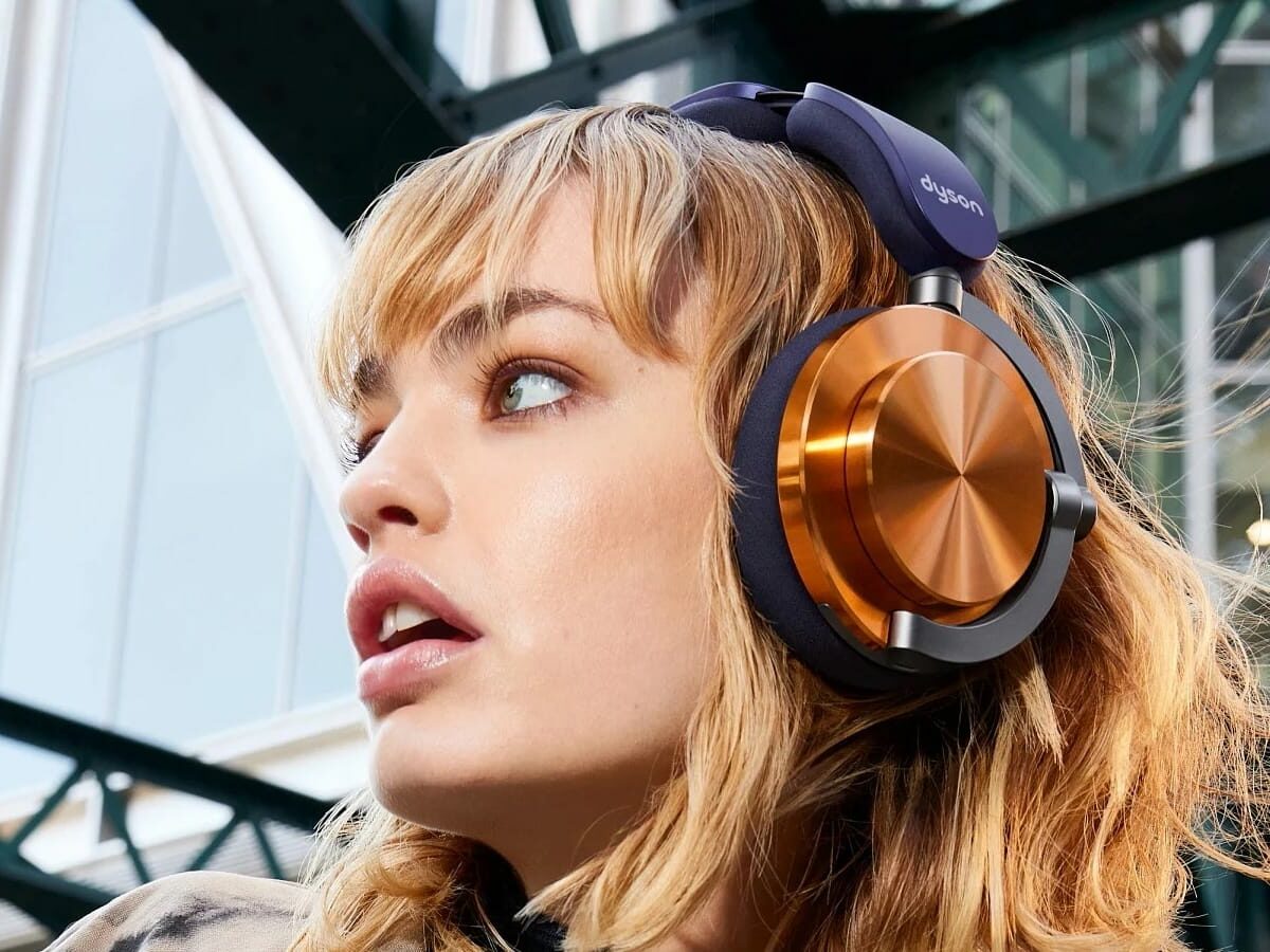 Dyson OnTrac headphones have up to 55 hours of battery life