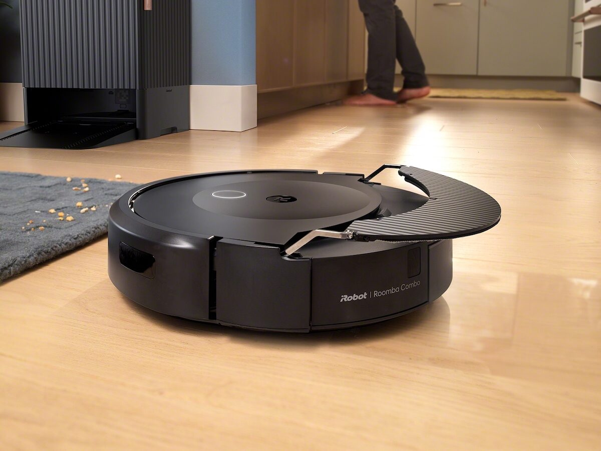 iRobot Roomba Combo 10 Max robot + AutoWash dock