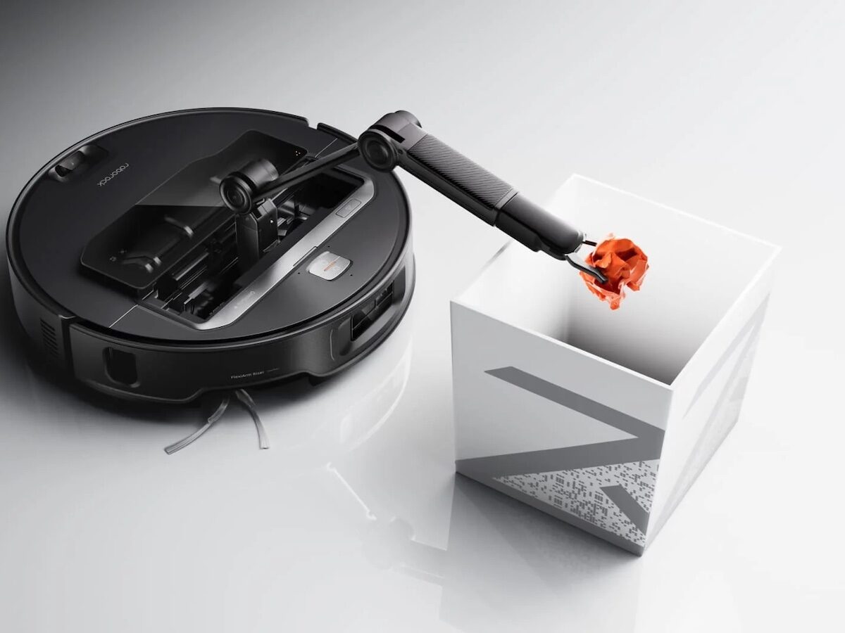 Roborock Saros Z70 Robotic Vacuum on Gadget Flow