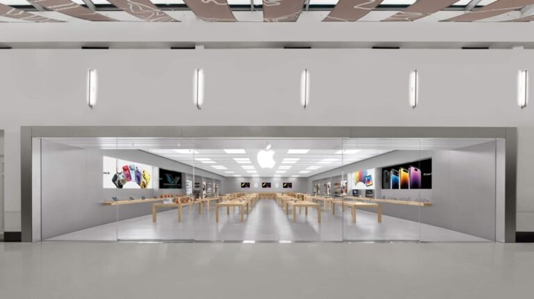 67526-142230-towncenter-xl.jpg