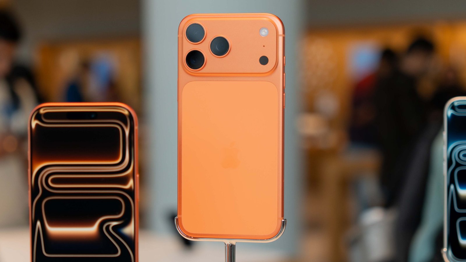 Apple-iPhone-17-Pro_5-scaled.jpg