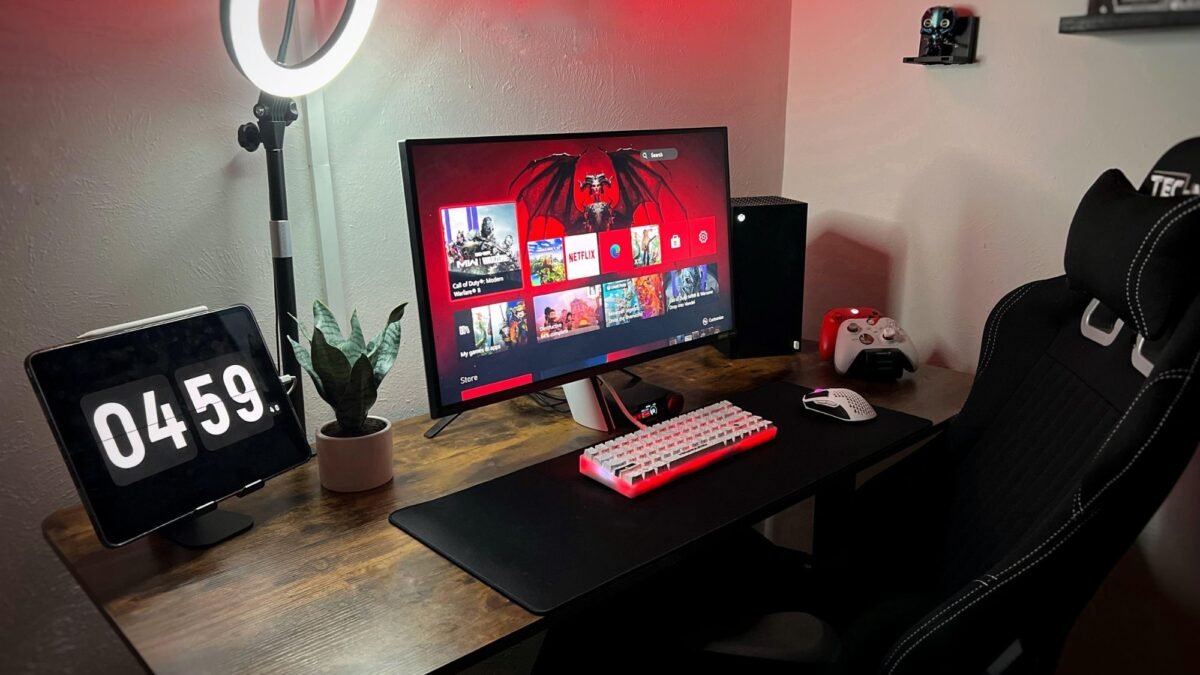 Best-gaming-monitor-under-300-for-PS5-and-Xbox-Series-X-players-01-1200x675.jpg