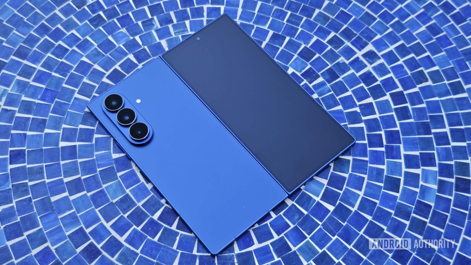 Galaxy-Z-fold-7-unfolded-flipped-on-table-hero-image-scaled.jpg