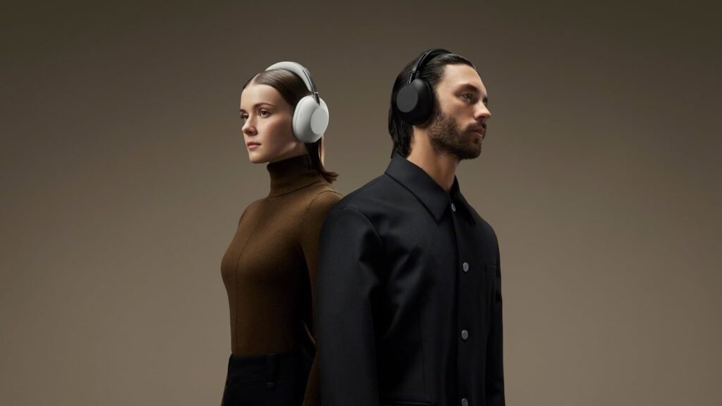 Sony-1000x-The-Collexion-02.jpg