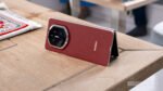 Huawei-Mate-X7-Nebula-Red-On-Its-Side.jpg