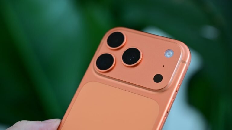 68275-143923-iPhone-17-Pro-cameras-xl.jpg