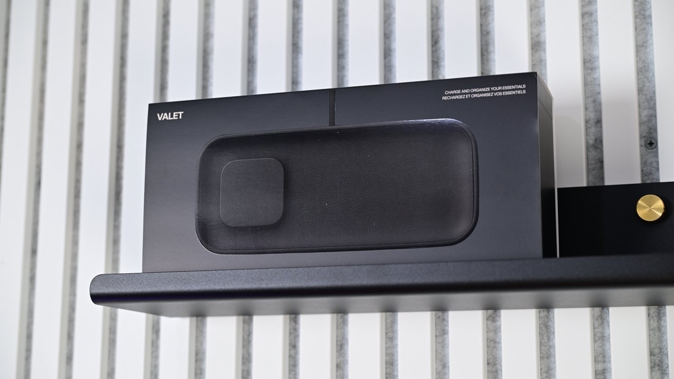 68384-144133-Twelve-South-Valet-Box-on-Shelf-xl.jpg