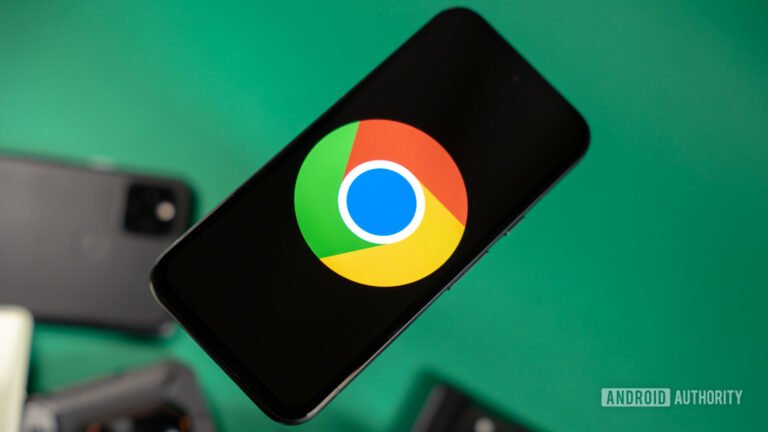 Chrome-logo-on-phone-stock-photo-1.jpg