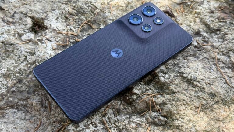 Moto-G-Power-2026-sitting-on-a-rock-scaled.jpg