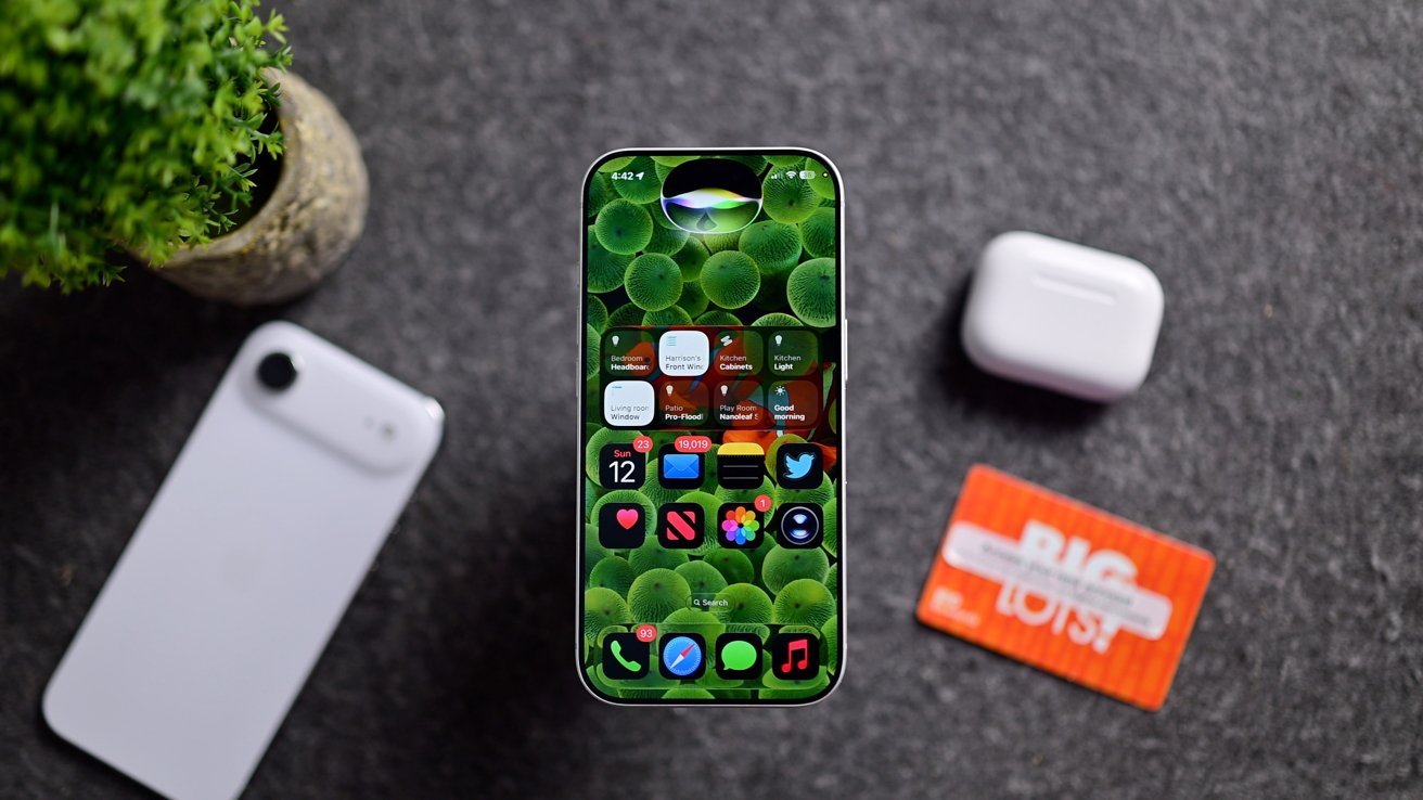 68567-144467-iOS-27-Siri-animation-Home-Screen-xl.jpg