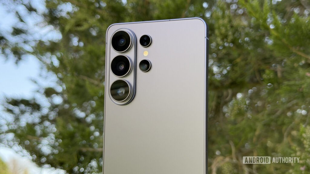 samsung-galaxy-s26-ultra-pine-tree-scaled.jpg