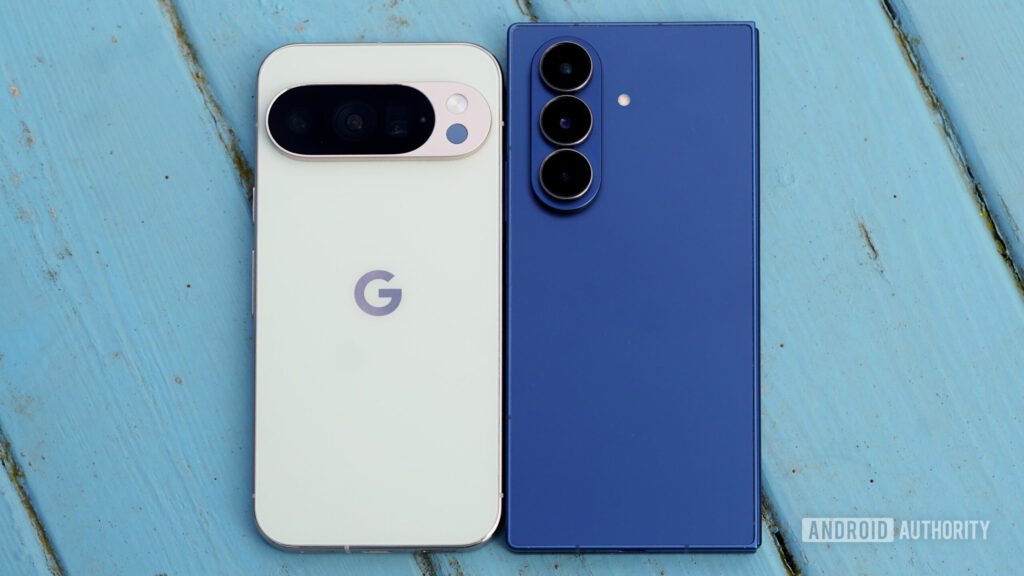 Galaxy-Fold-7-Pixel-10-Pro-top-down-scaled.jpeg