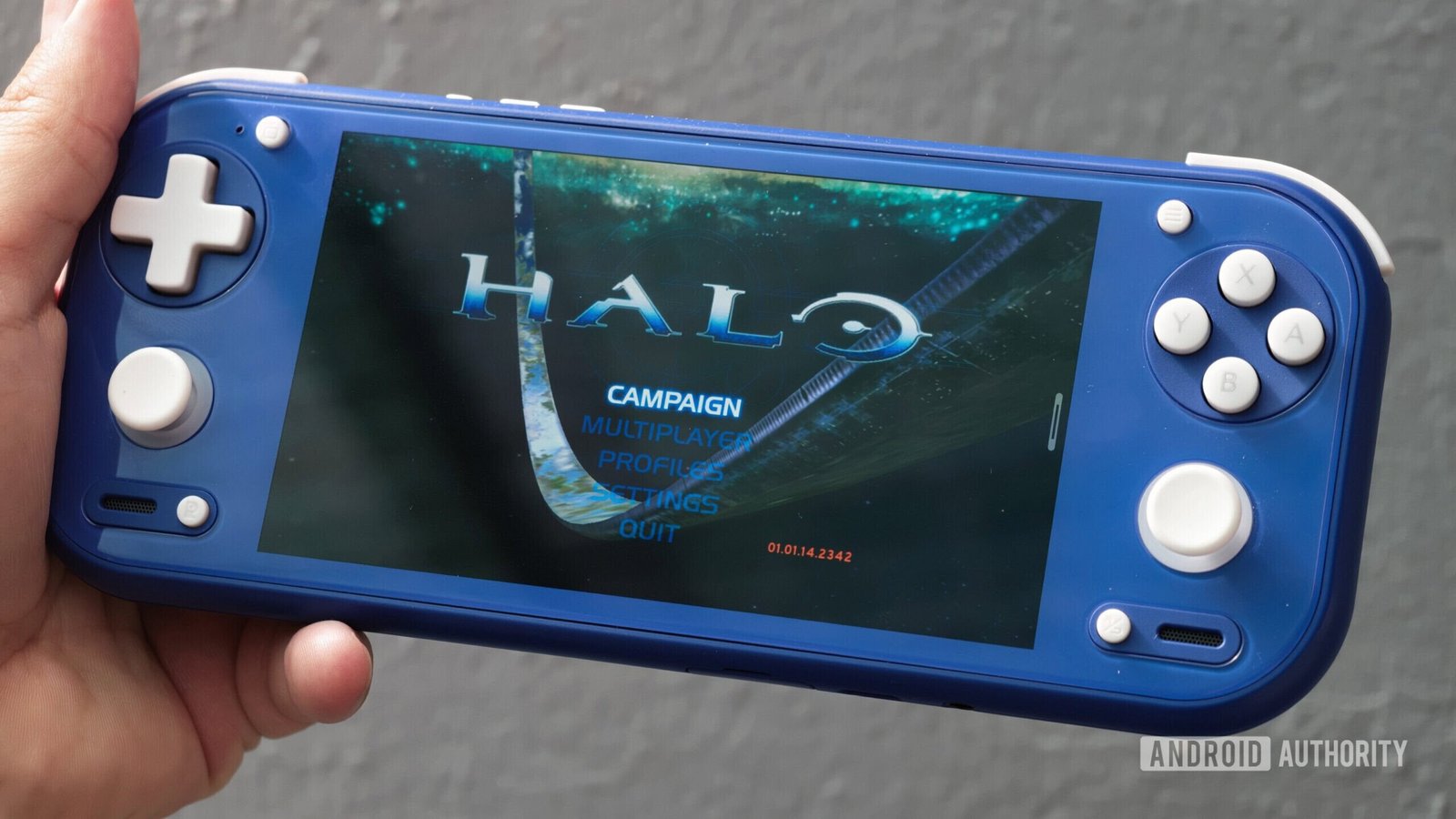 Halo-port-on-Android-handheld-scaled.jpg