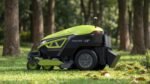 pudu-gt5-commercial-robotic-mower-01.jpg